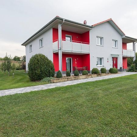 Hofmann'S Apartements & Ferienwohnungen Oberdachstetten Bagian luar foto
