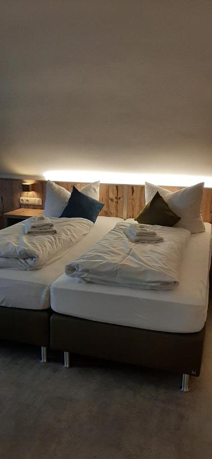 Hofmann'S Apartements & Ferienwohnungen Oberdachstetten Bagian luar foto