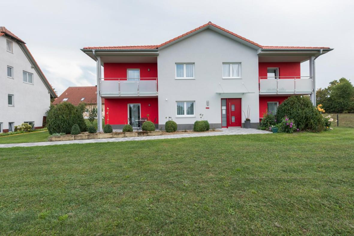 Hofmann'S Apartements & Ferienwohnungen Oberdachstetten Bagian luar foto
